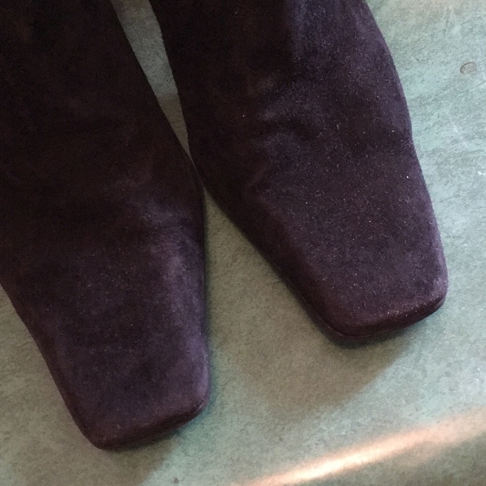 Black Suede Bandolino Ankle Booties Size 7.5 - Picture 6 of 8